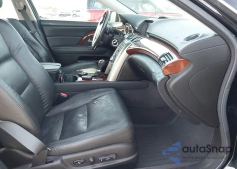 2010 Acura Rl 3.7 z USA, uszkodzony, nr VIN JH4KB2F69AC000619